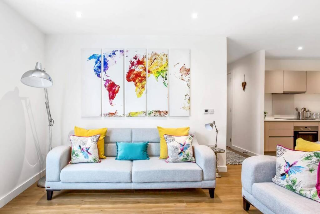 Stunning 2 Bed/2 Bath In Town Centre & Parking! Bracknell Exterior foto